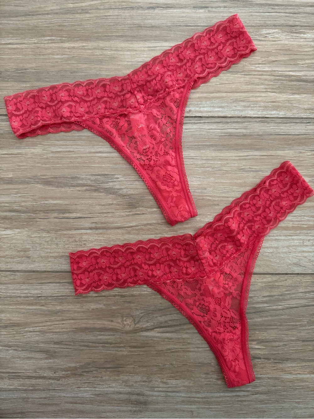 Gilligan & O’Malley Lace Thongs Coral Color Size Small